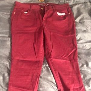 Old Navy Maroon Crops